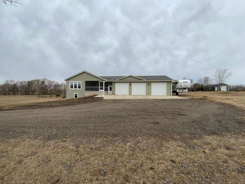20130 162nd St, Eden Valley, MN 55329