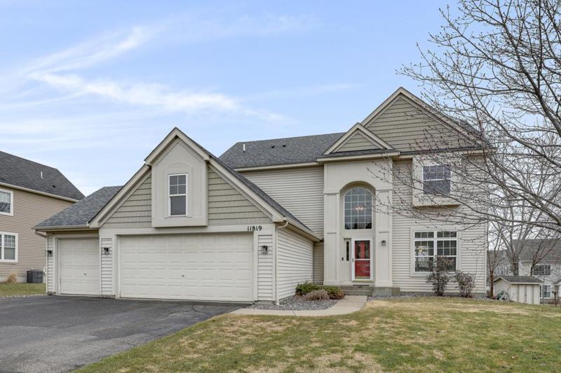 11819 86th Ave N, Maple Grove, MN 55369