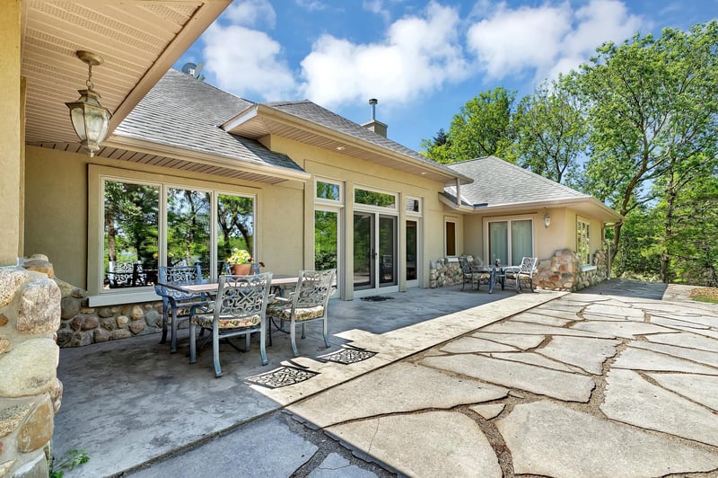 38963 Timber Rd, Avon, MN 56310