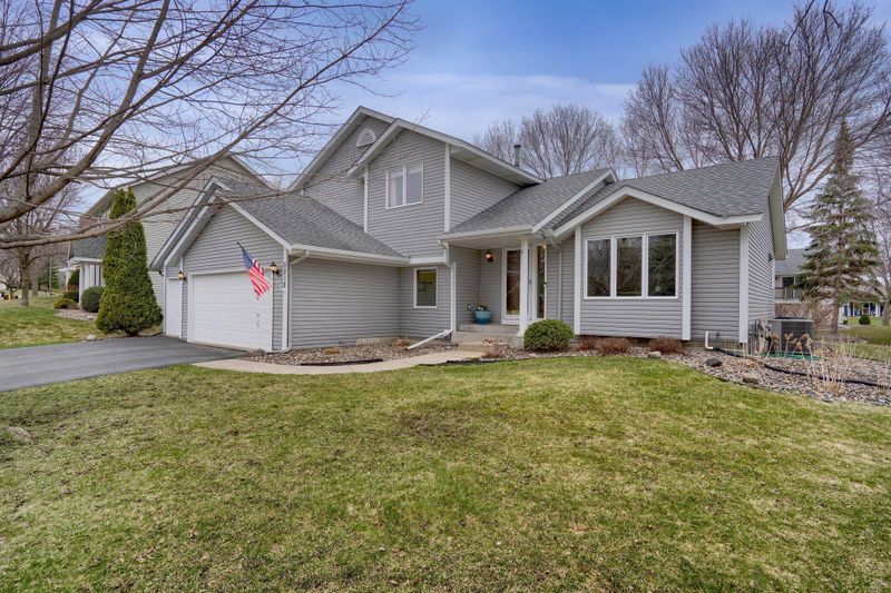 5218 Dufferin Dr, Savage, MN 55378