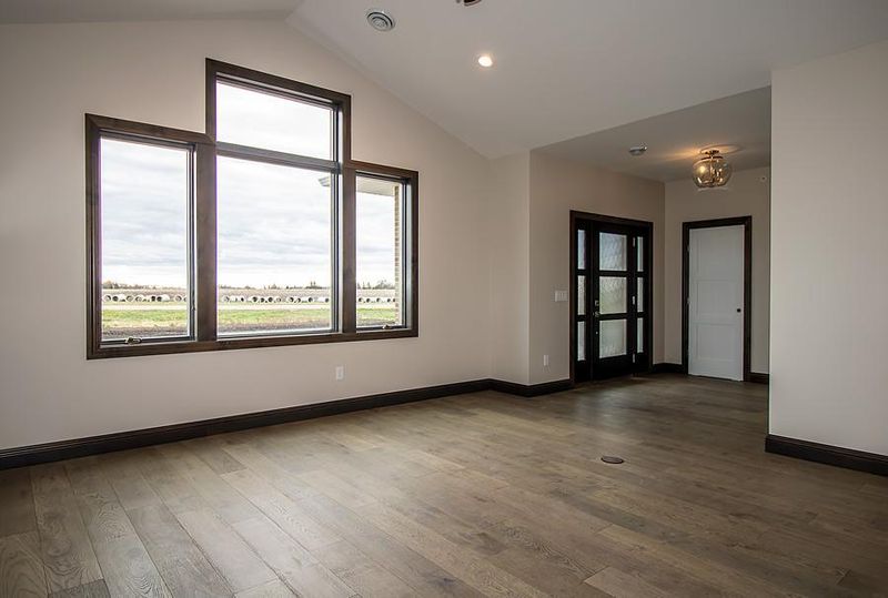 1010 Saba Blvd, Mankato, MN 56001