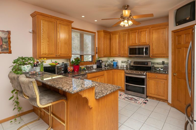2221 Rocky Creek Dr NE, Rochester, MN 55906