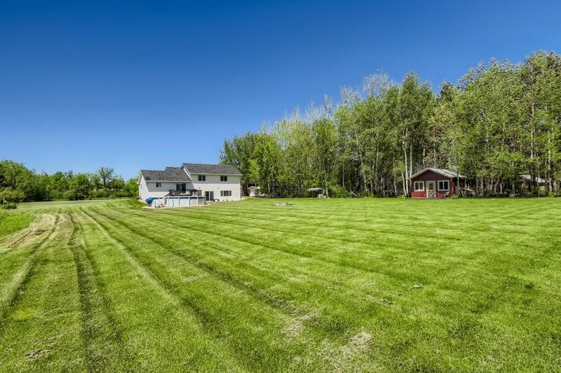 2196 285th Ave NE, Isanti, MN 55040