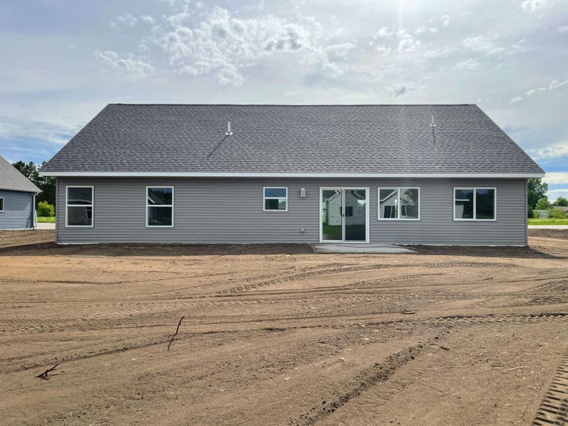 909 7th Ave NW, Perham, MN 56573