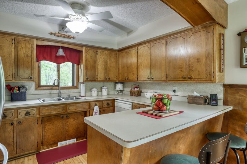 13173 Taylor St NE, Blaine, MN 55434