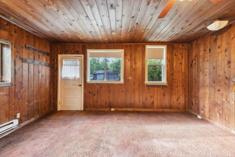 200 Spruce Dr E, Annandale, MN 55302