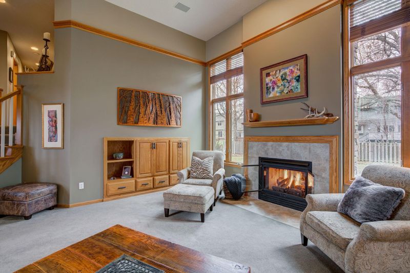 7101 W 113th St, Bloomington, MN 55438
