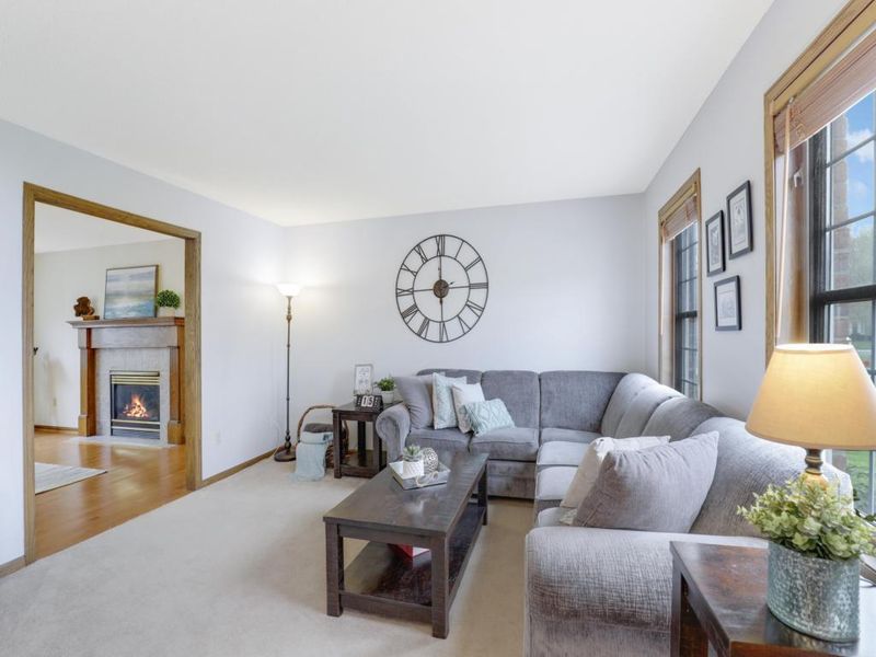 9055 Gould Rd, Eden Prairie, MN 55347