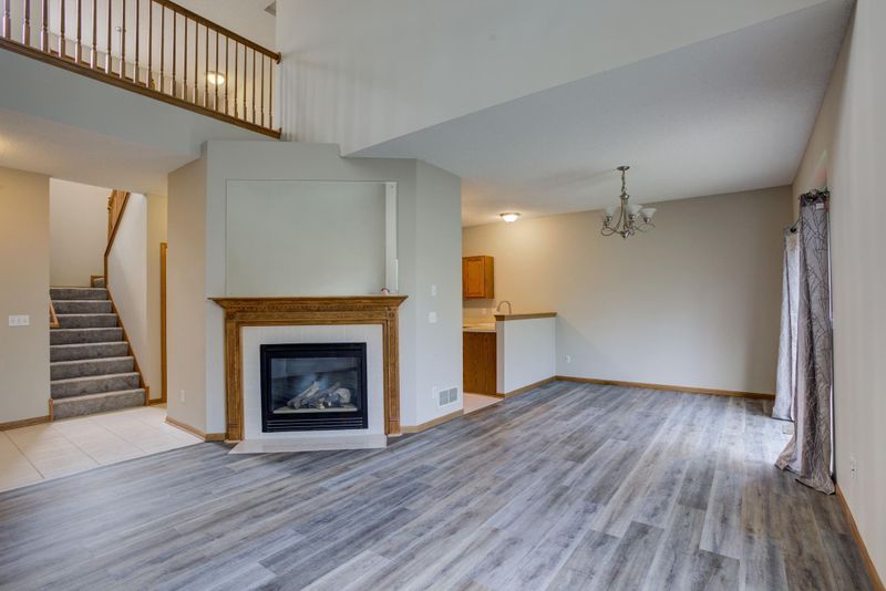9004 Comstock Ln N, Maple Grove, MN 55311
