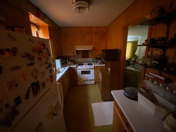 68595 N Bohn St, Iron River, WI 54847