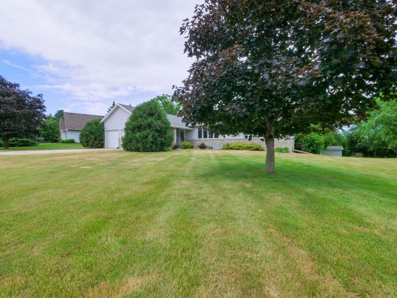 1504 Mcauliffe Pl NW, Alexandria, MN 56308