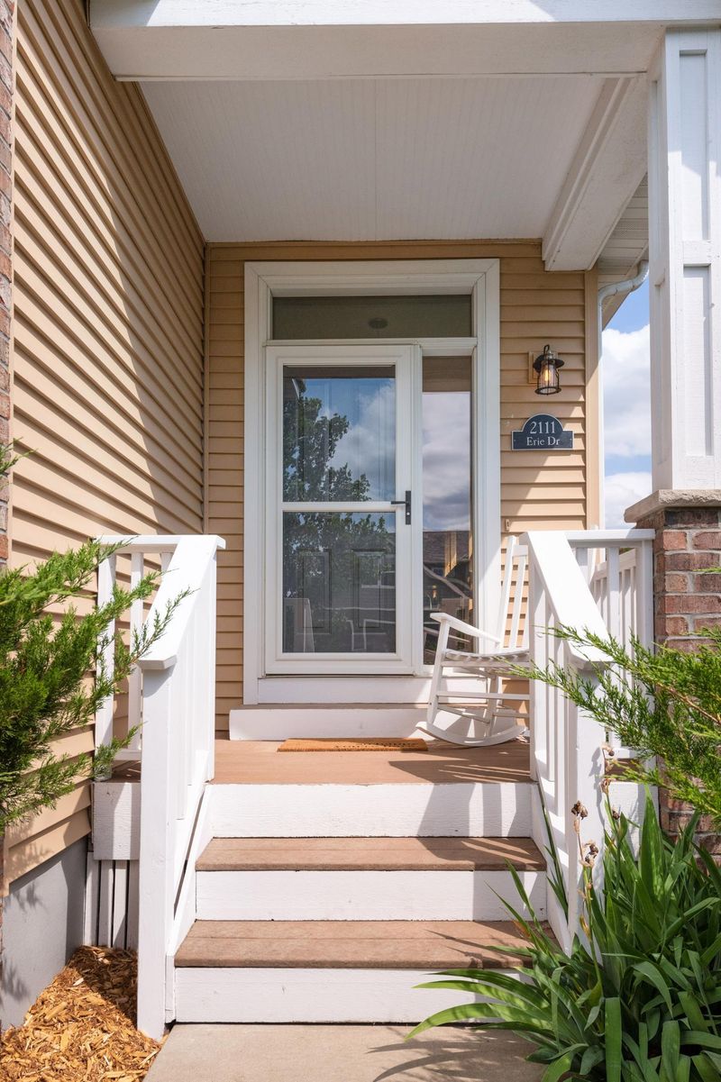 2111 Erie Dr, Northfield, MN 55057