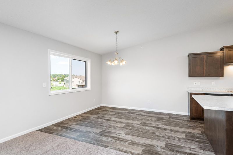 8511 Gateway Cir, Monticello, MN 55362