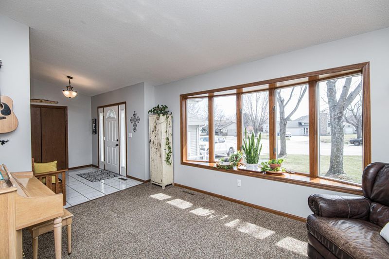 417 10th Ave NW, Byron, MN 55920