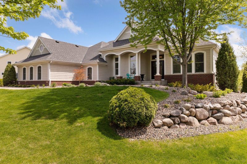 4290 Wild Meadows Dr, Medina, MN 55340