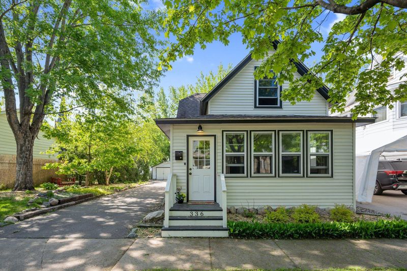 336 Charles Ave, Saint Paul, MN 55103