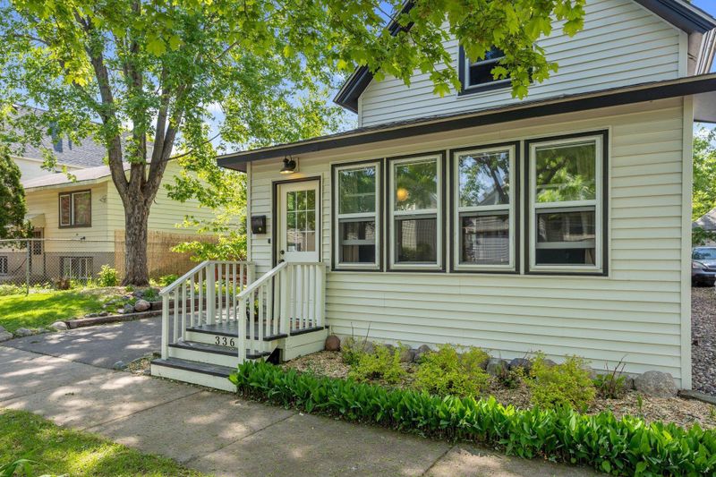 336 Charles Ave, Saint Paul, MN 55103