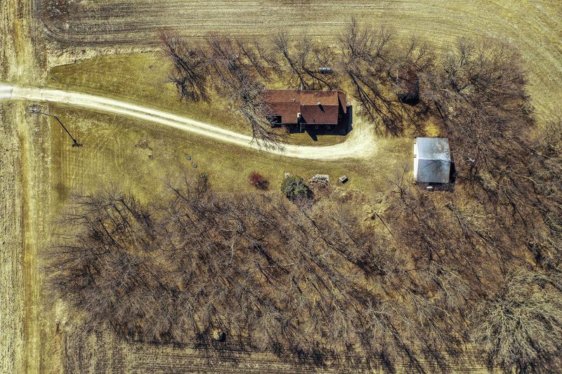 11832 Bagley Ave, Dundas, MN 55019
