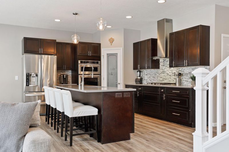 1668 Prosperity Rd, Saint Paul, MN 55106