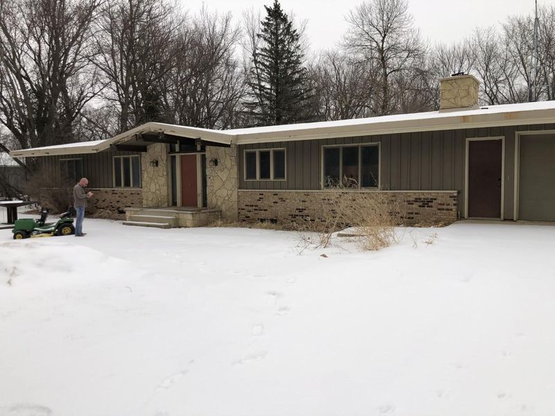 61748 State Highway 57, Kasson, MN 55944
