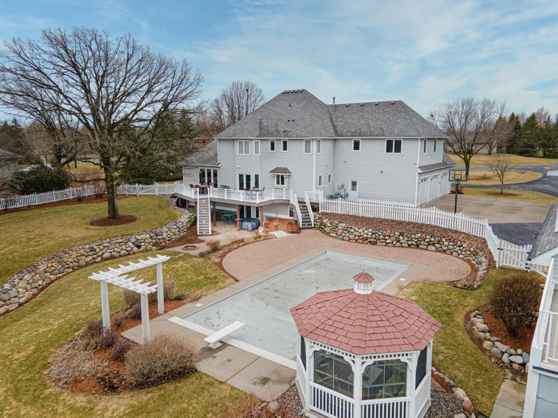 23060 Heather Rg, Rogers, MN 55374
