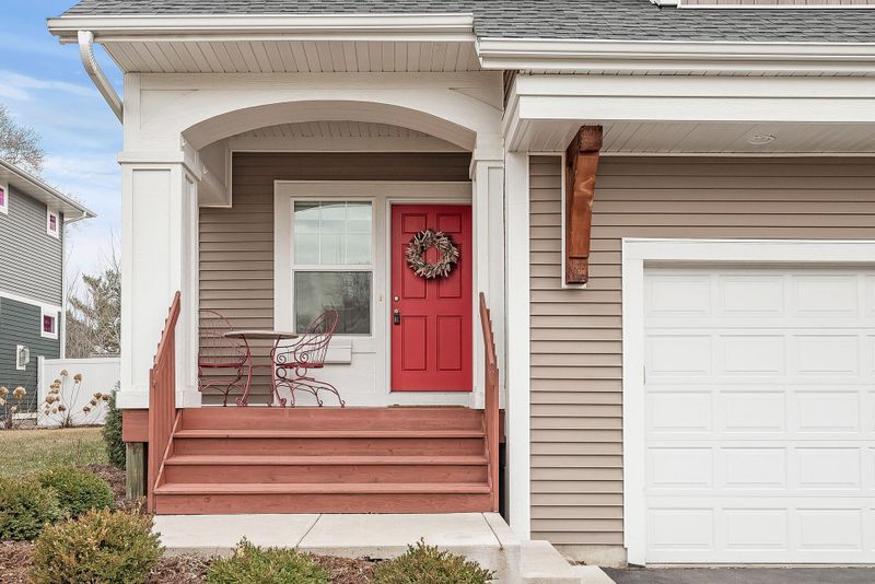 3115 Perry Ave N, Golden Valley, MN 55422