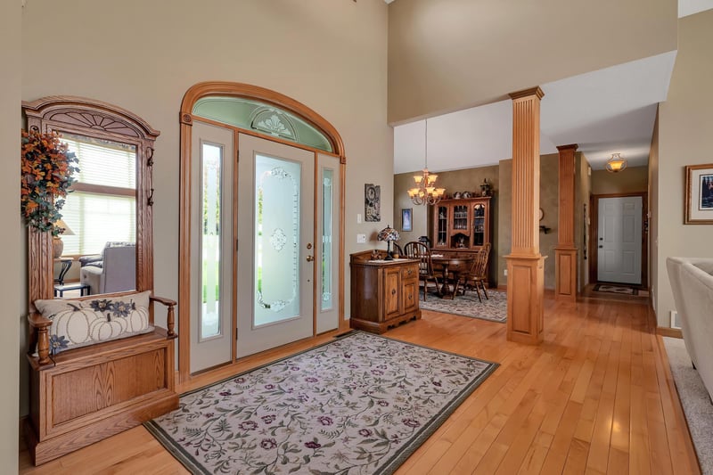 5449 Garden Hills Dr, Saint Augusta, MN 56301