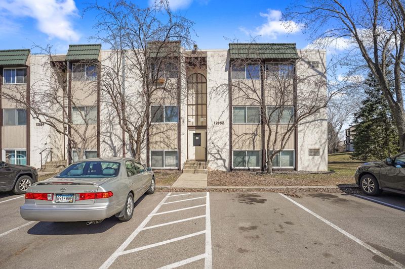 12852 Nicollet Ave #201, Burnsville, MN 55337