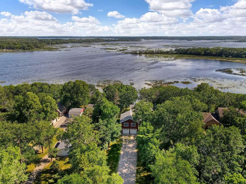 625 Beachwood Rd, South Haven, MN 55382