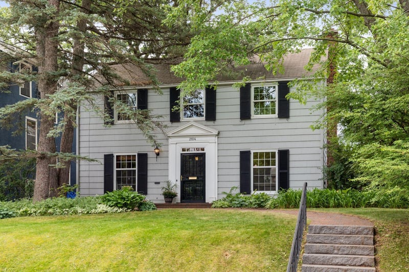 2104 Carter Ave, Saint Paul, MN 55108