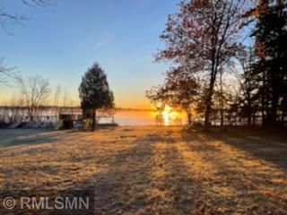 32402 Mallard Point Rd, Grand Rapids, MN 55744