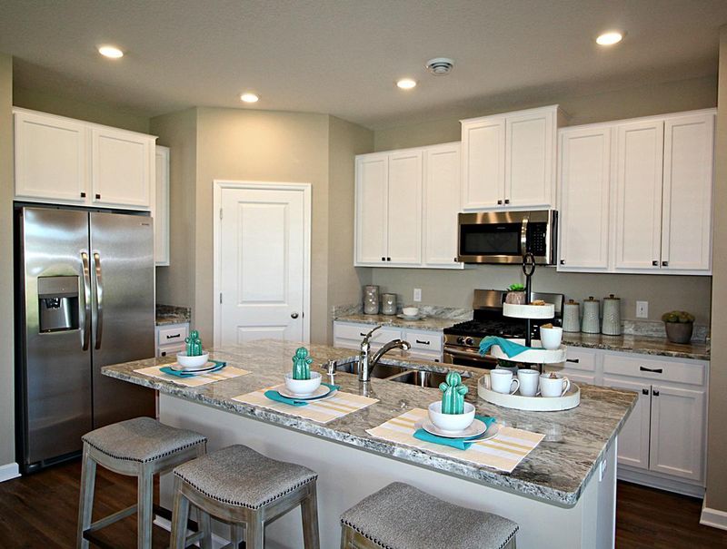 14051 Cheshire Ln N, Dayton, MN 55327