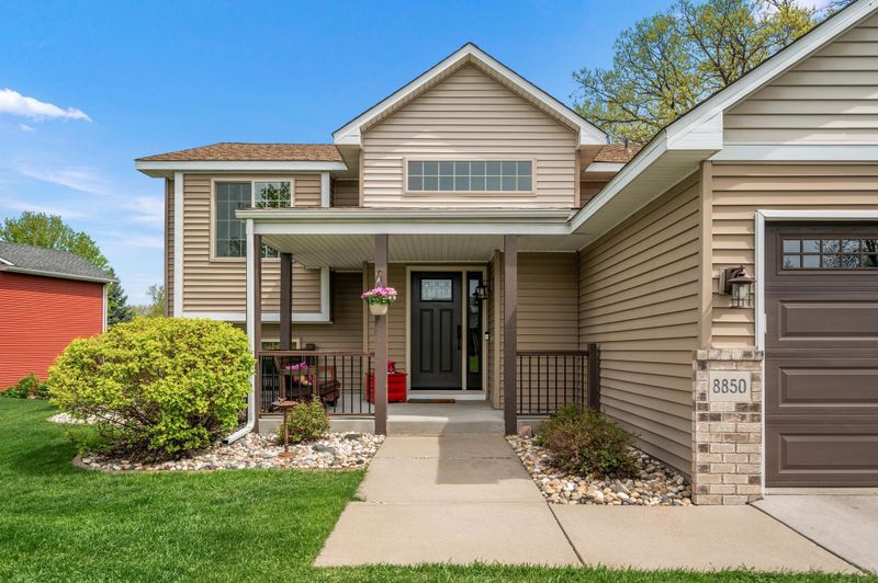 8850 Farmstead Ave, Monticello, MN 55362
