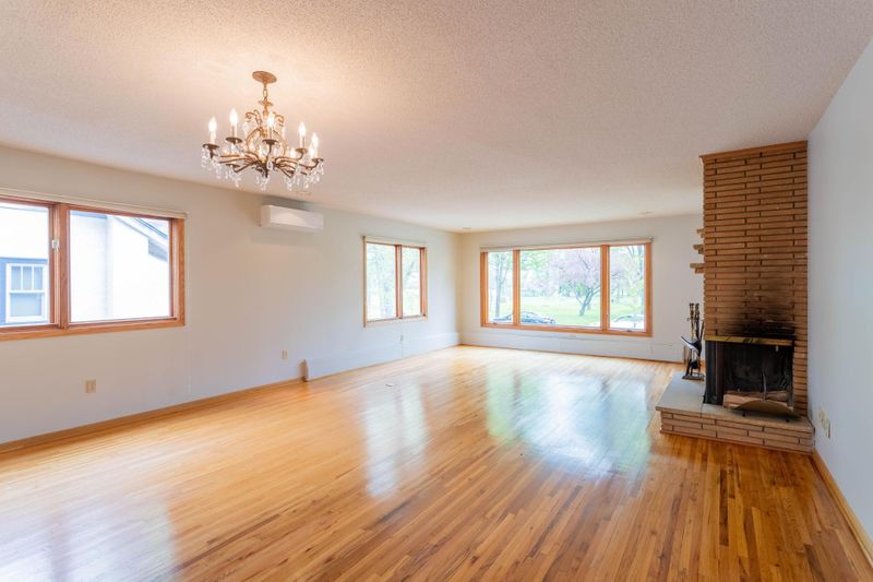 448 Morgan Ave S, Minneapolis, MN 55405