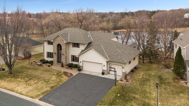 4289 Rosemary Ct, Eagan, MN 55123