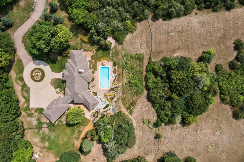 10020 Dell Rd, Eden Prairie, MN 55347