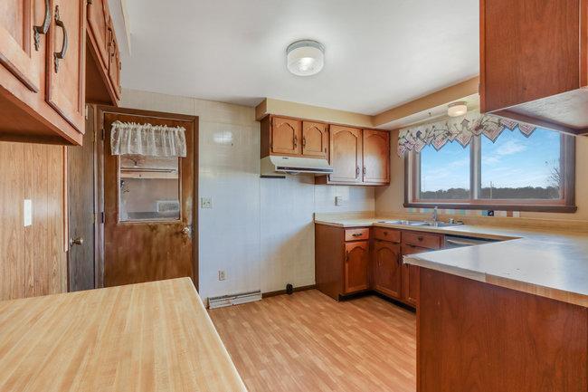 773 15th St, Hillsdale, WI 54733