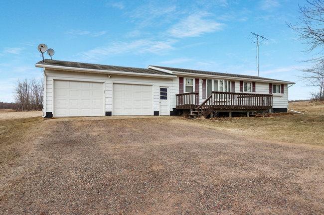 773 15th St, Hillsdale, WI 54733