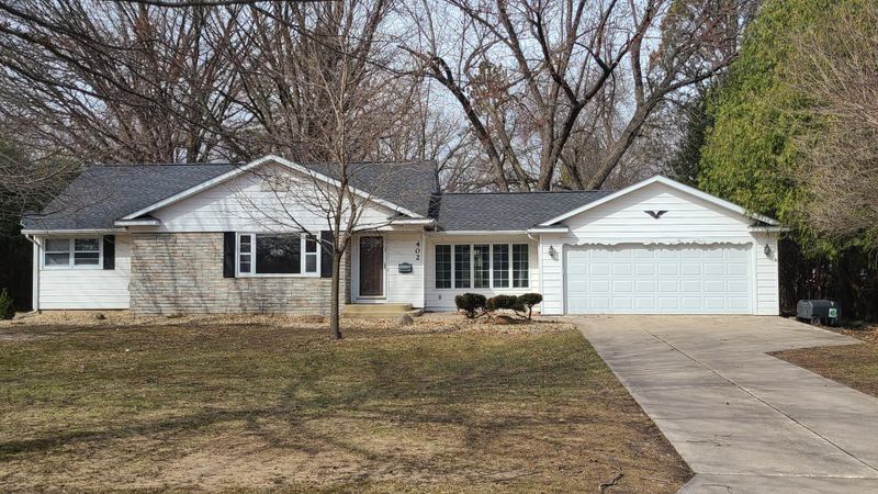 402 20th St SW, Austin, MN 55912