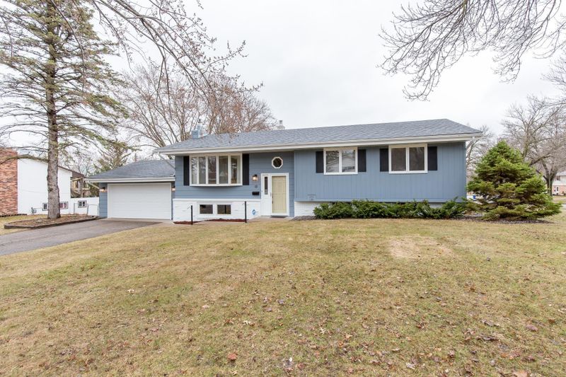 10 Michael St, Saint Paul, MN 55119