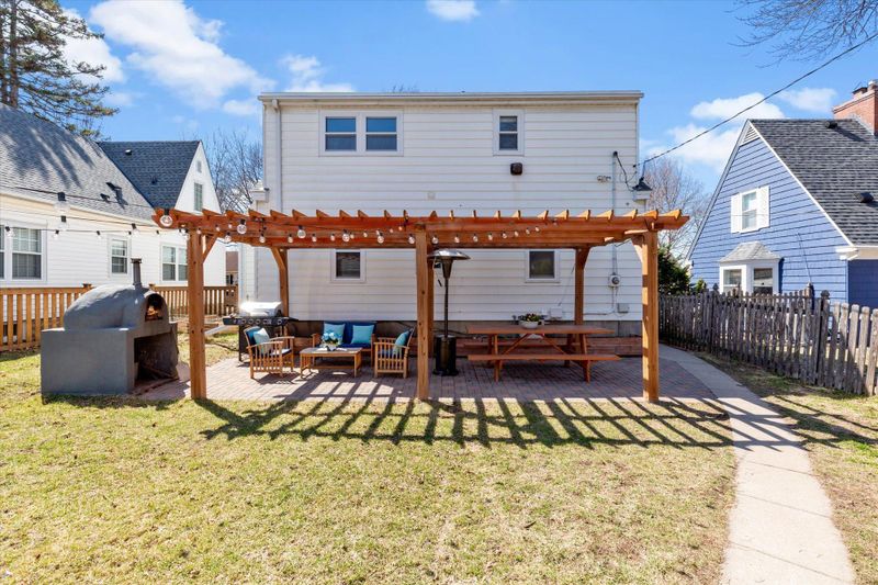5721 Elliot Ave, Minneapolis, MN 55417