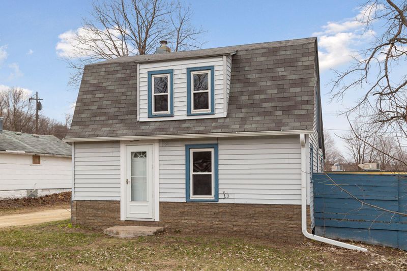 122 Red Wing Ave S, Red Wing, MN 55066