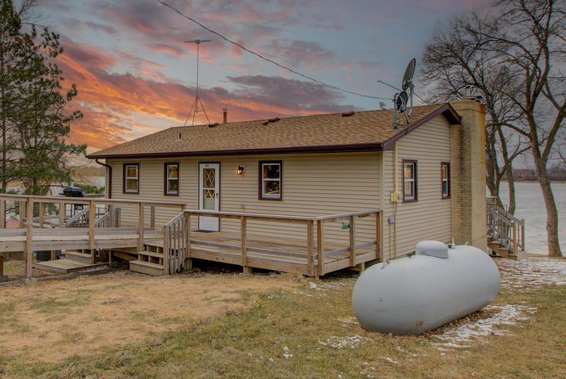6421 85th St NW, Maple Lake, MN 55358