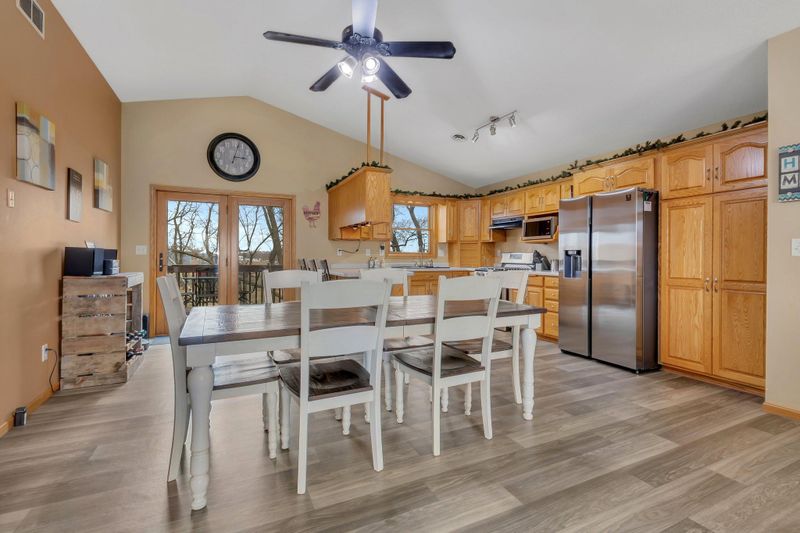 22542 180th St, Richmond, MN 56368