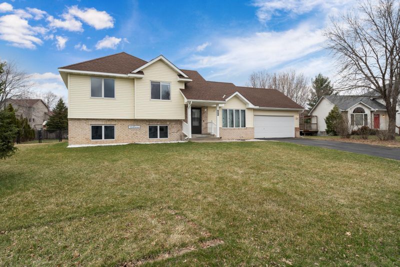 543 140th Ave NW, Andover, MN 55304