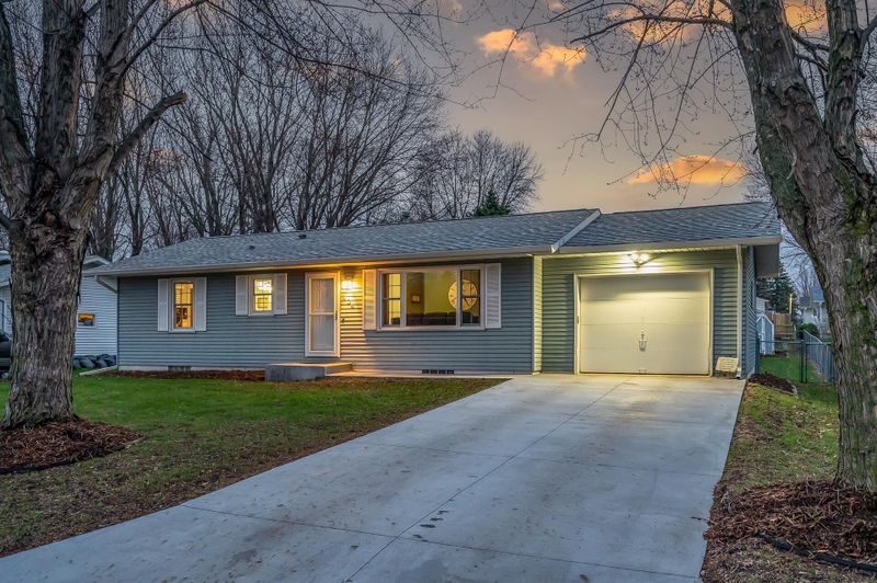 404 4th Ave NE, Kasson, MN 55944