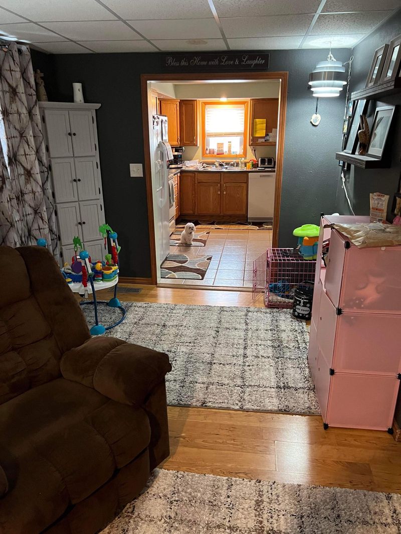710 Adams Ave, Eveleth, MN 55734
