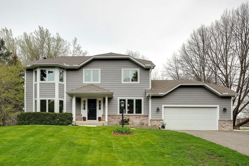 8110 Galway Rd, Woodbury, MN 55125