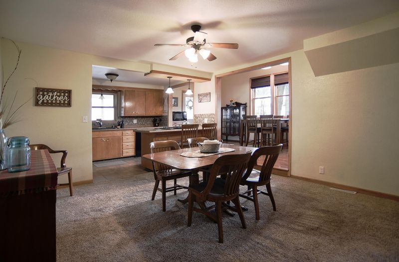 53011 198th St, Lake Crystal, MN 56055