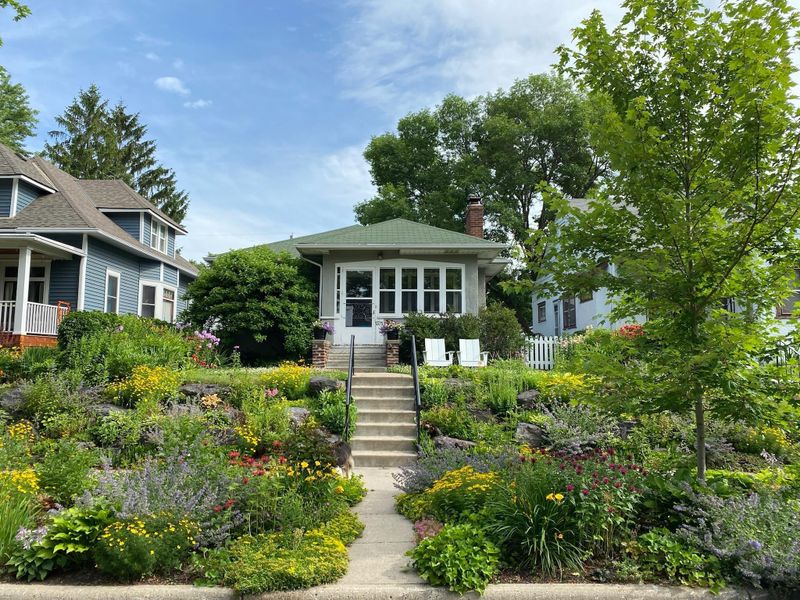 1375 Blair Ave, Saint Paul, MN 55104